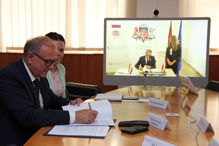 Slika /slike/vijesti naslovnica/Potpisivanje Sporazuma/Latvija/IMG_6307.JPG